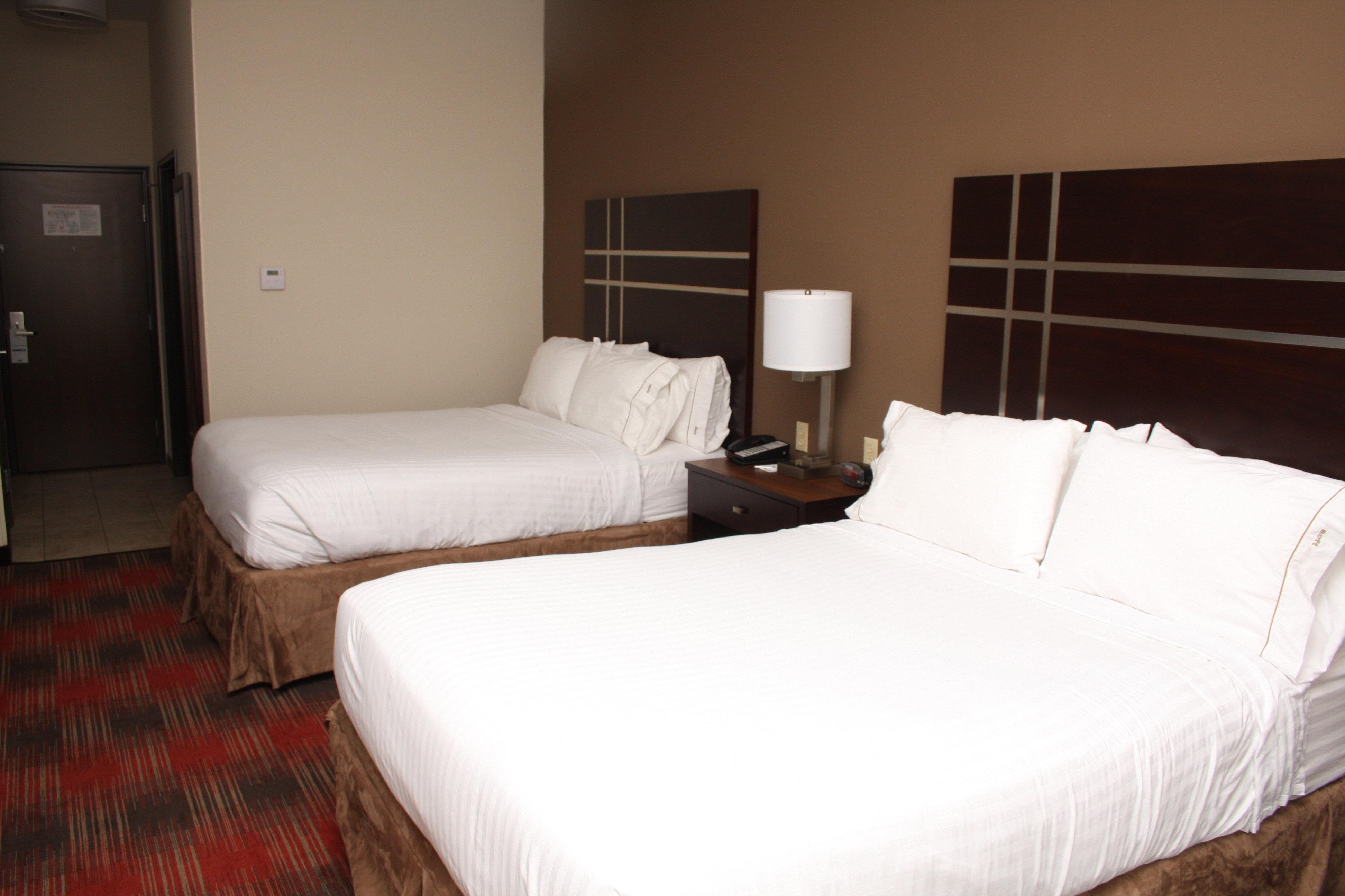 Holiday Inn Express & Suites Cumberland - La Vale By Ihg Exteriér fotografie