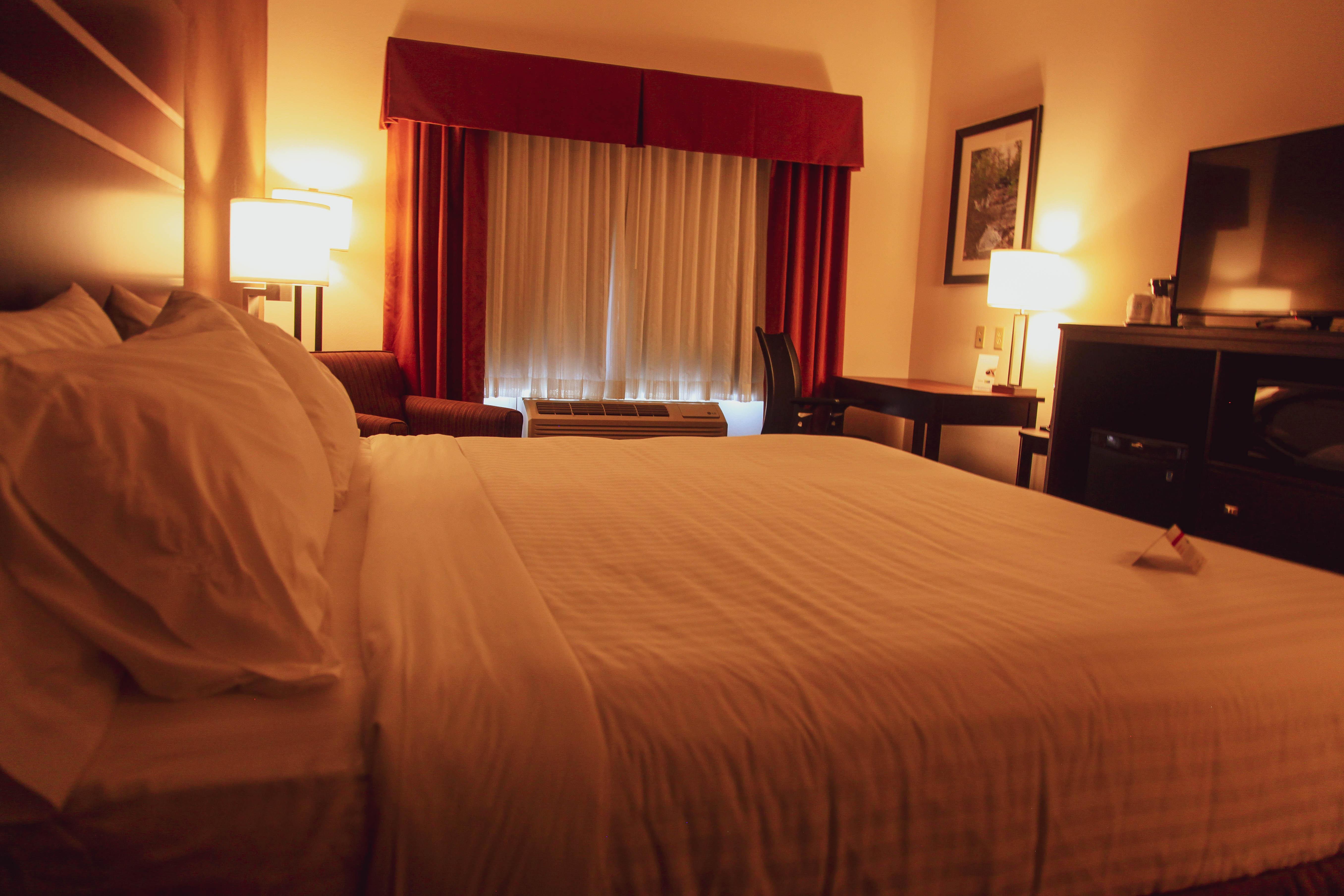 Holiday Inn Express & Suites Cumberland - La Vale By Ihg Exteriér fotografie