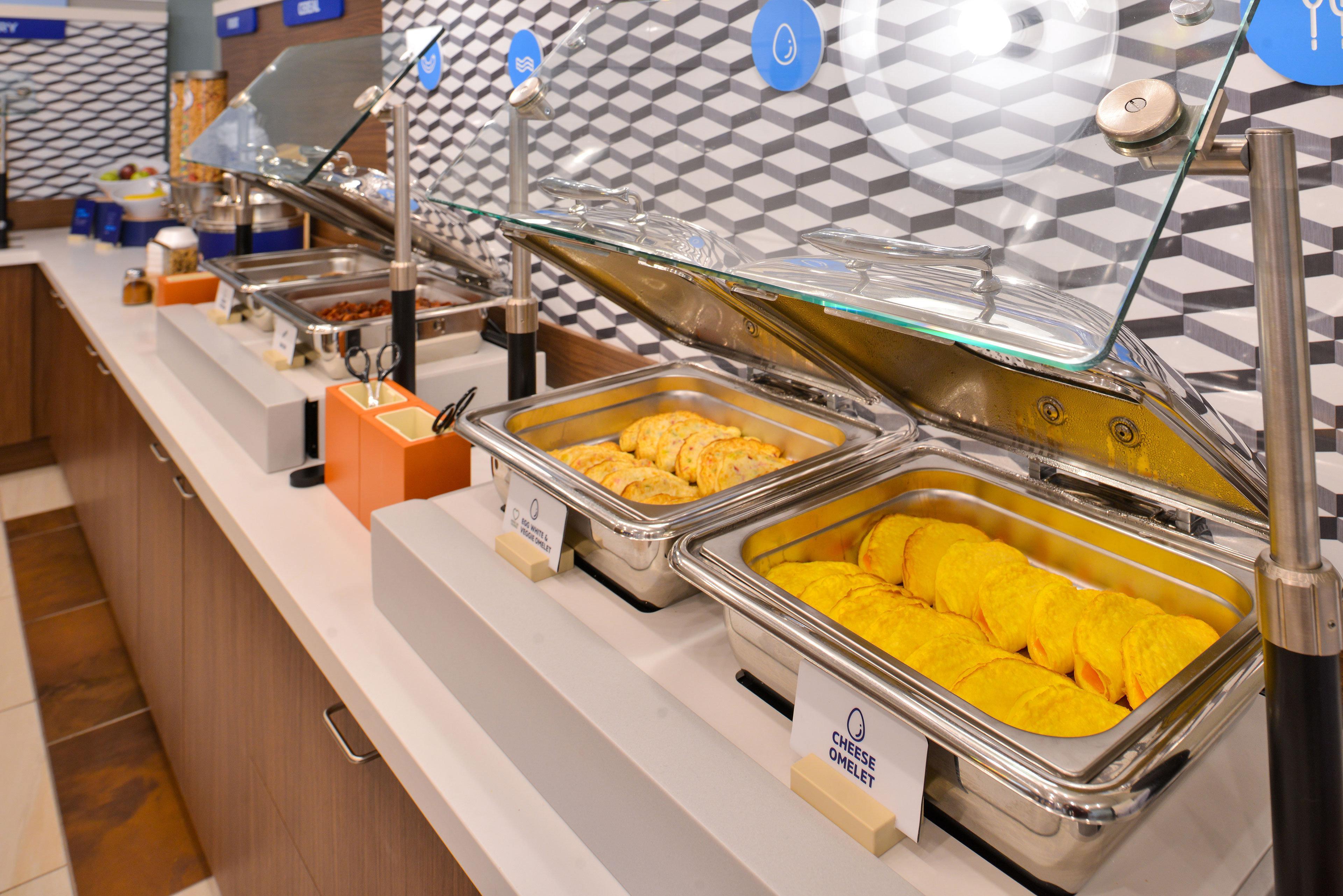 Holiday Inn Express & Suites Cumberland - La Vale By Ihg Exteriér fotografie